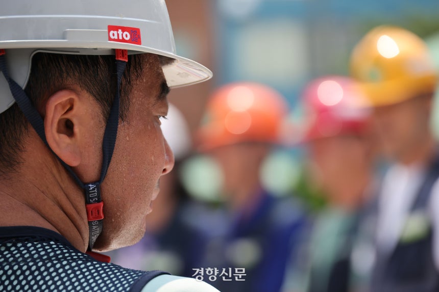 전국건설노동조합이 지난해 7월 29일 서울 종로구 국정기획위원회 기자회견을 하고 있다.김창길 기자
