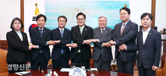 우원식 의장, 여야 6당과 개헌 추진 합의…“국힘 동참하라”