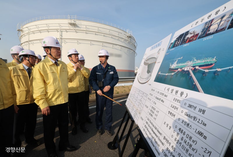 이 대통령 “전기료 변동 없을 것”…‘범국민 절약’ 당부
