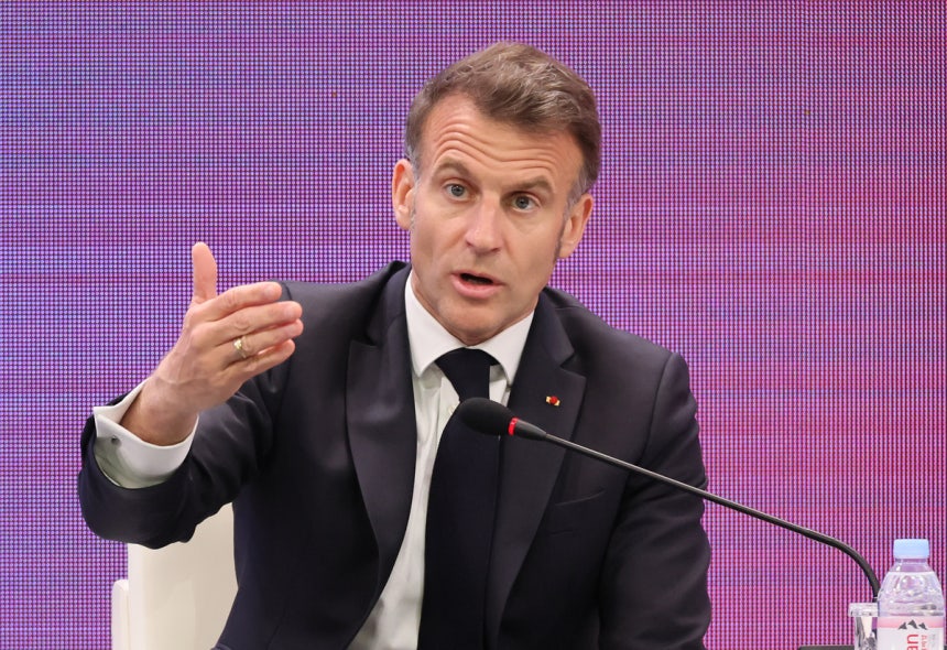 에마뉘엘 마크롱 프랑스 대통령이 3일 서울 여의도 FKI타워에서 열린 한-프랑스 경제계 미래대화 폐회식에서 마무리 발언을 하고 있다.연합뉴스