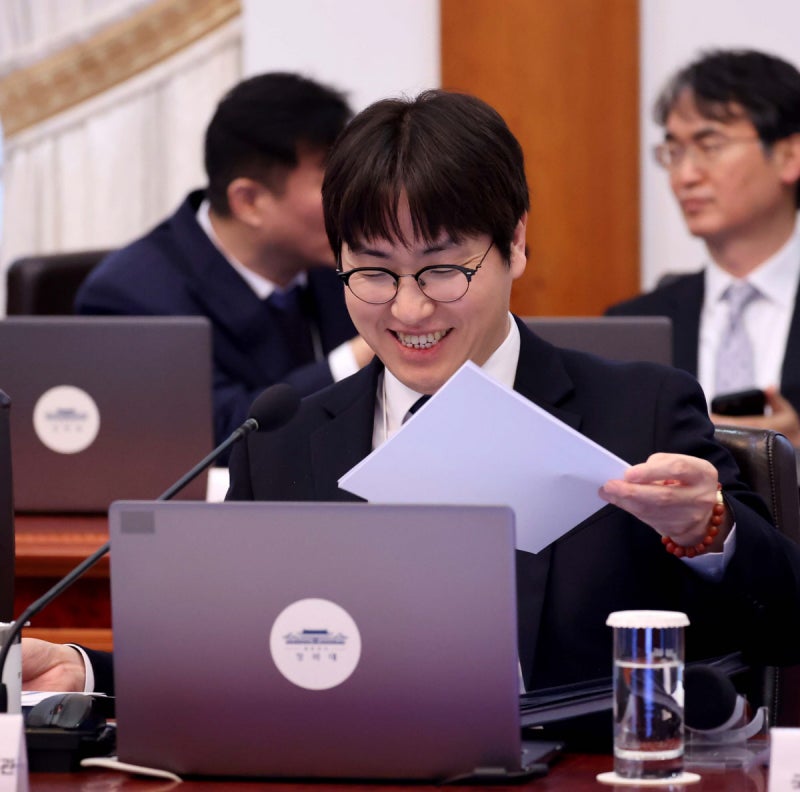 ‘전재수 빈자리’ 부산 북갑, 하정우·박민식·한동훈 3파전 될까