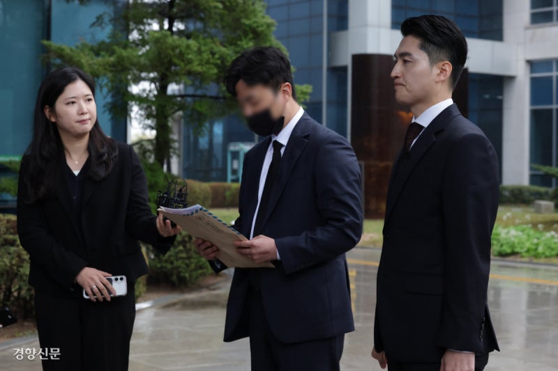 ‘농지 투기꾼에 104억 불법대출’ 농협 지점장 구속기소