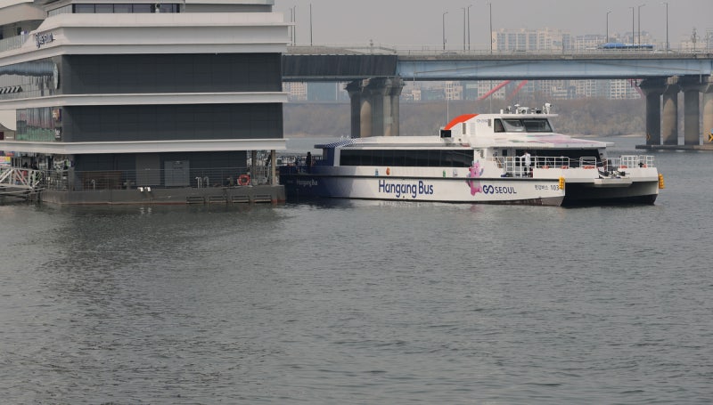 [사설]‘친환경’이라더니, 실상은 온실가스 덩어리인 한강버스