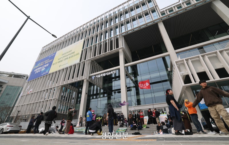 [사설]학생 줄어도 늘어나는 교육교부금, 손볼 때 됐다