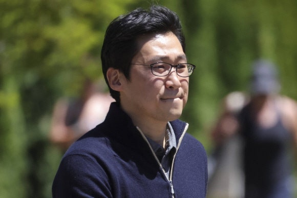 쿠팡 “김범석 동일인 지정은 차별”…공정위 결정 앞두고 이례적 압박