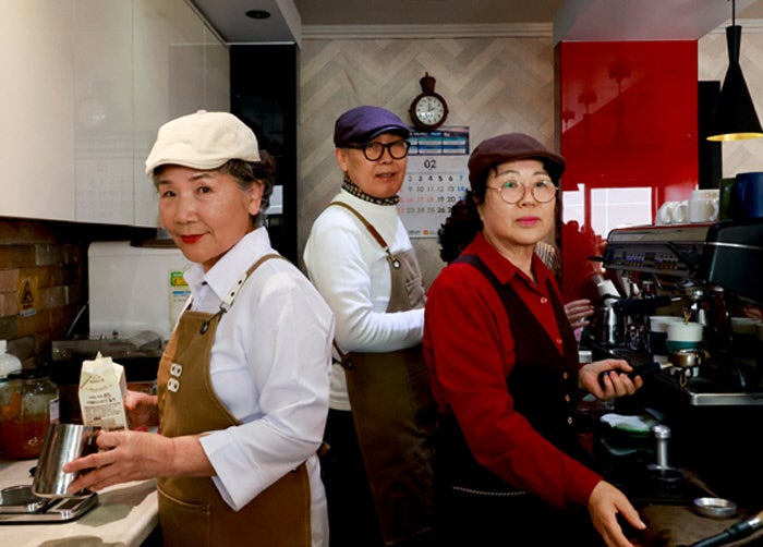 커피 내리며 진상 손님 응대까지 ‘나답게’…우울했던 노후여 굿바이[희망이음 함께하는 내일]