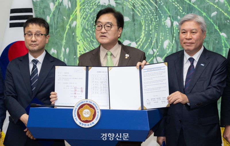 [사설]이번에 못하면 기약없는 개헌, 국힘 자율투표 보장하라