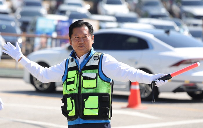 이 대통령 시기·절차 언급 뒷날…여 “내용도 숙의”…‘조작기소 특검 논란’ 일 커지자 ‘눈치 보기’