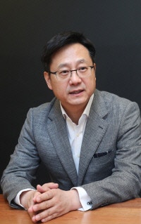 이젠 ‘어떻게 함께 오래갈 것인가’에 대한 고민이 실용이다[류영재의 제3의 자본주의]