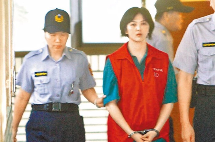친족 살해 혐의로 사형 선고를 받은 린위루.현재 타이완에서 형이 집행되지 않은 유일한 여성 사형수다.글항아리 제공