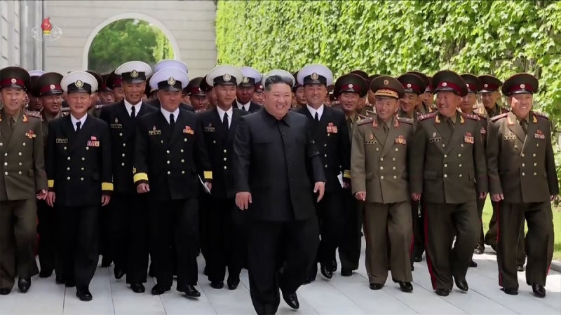 남북관계 ‘평화적 두 국가로 전환’ 첫 명시
