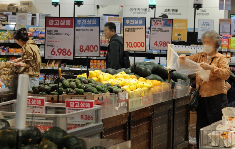 “올리는 속도·폭, 점도표에 해답”…연내 최대 50bp 인상 시사