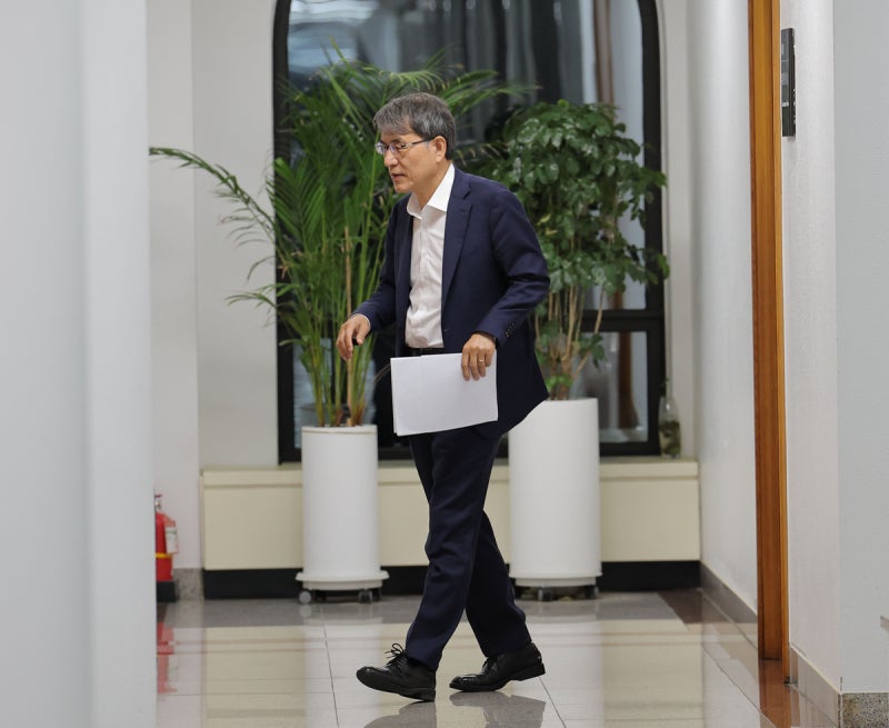 사흘 전엔 50곳이라더니···선관위 “선거 당일 투표용지 부족 투표소 91곳”