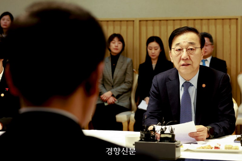 대통령은 공급 속도전 주문했지만 장관 교체설까지···국토부는 왜 멈춰 섰나