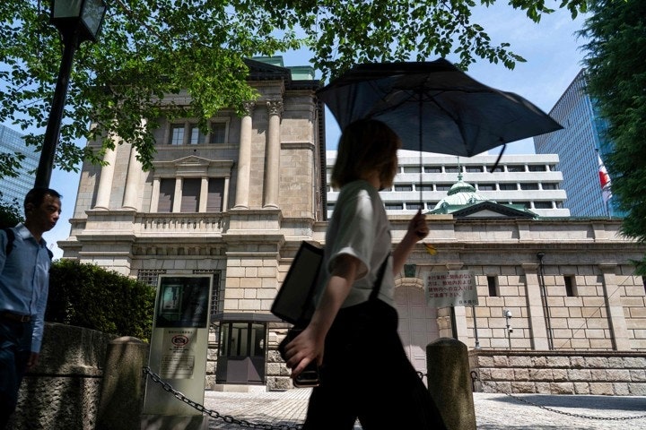 [속보]일본은행, 기준금리 0.75%서 1%로···31년 만에 최고치