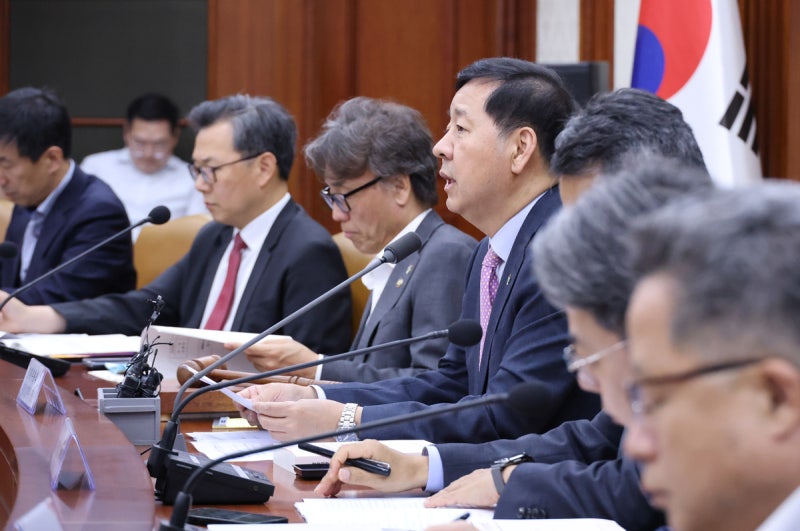 [속보]<b>정부</b>, 공무원연금공단·한국국제협력단 기관장 <b>해임 건의</b>