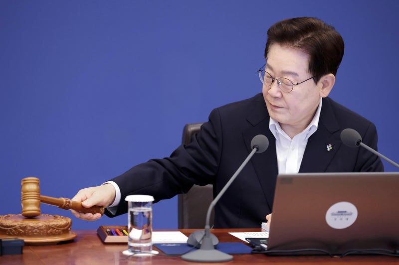 이 대통령 “호남 반도체 투자, 지역 차별 운운하지만 <b>조족지혈</b>에 불과...