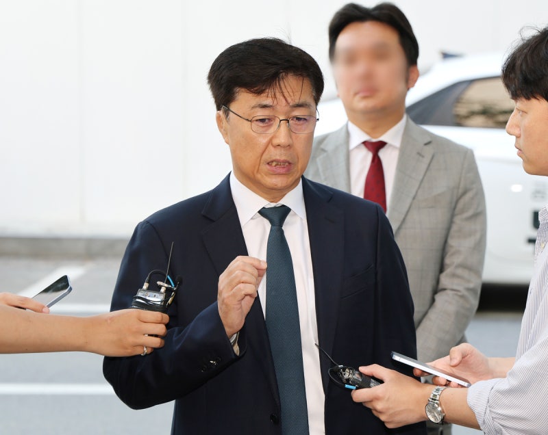 [단독]“홍장원이 ‘계엄 합법 전제하라’ 지시”···국정원 진술 진실공방