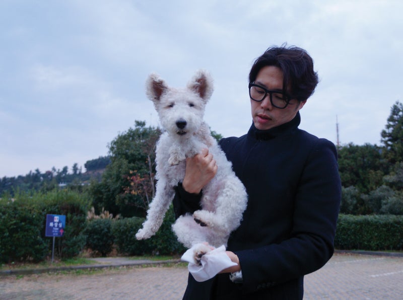 “반려 동식물과의 사랑엔 이별이 뒤따르고 견뎌내려면 친구·이웃이 필요하단 깨달음”