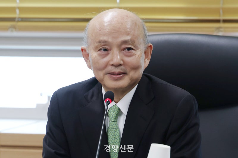 [단독]인권위 간부 이어 부서원들도 첫 ‘안창호 사퇴’ 촉구…“대승적 결단 내려달라”