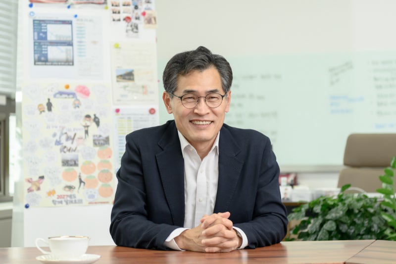 “도시철도망 등 교통 인프라 확충에 주력…구청장 직속 소통실 통해 민원 신속 처리”
