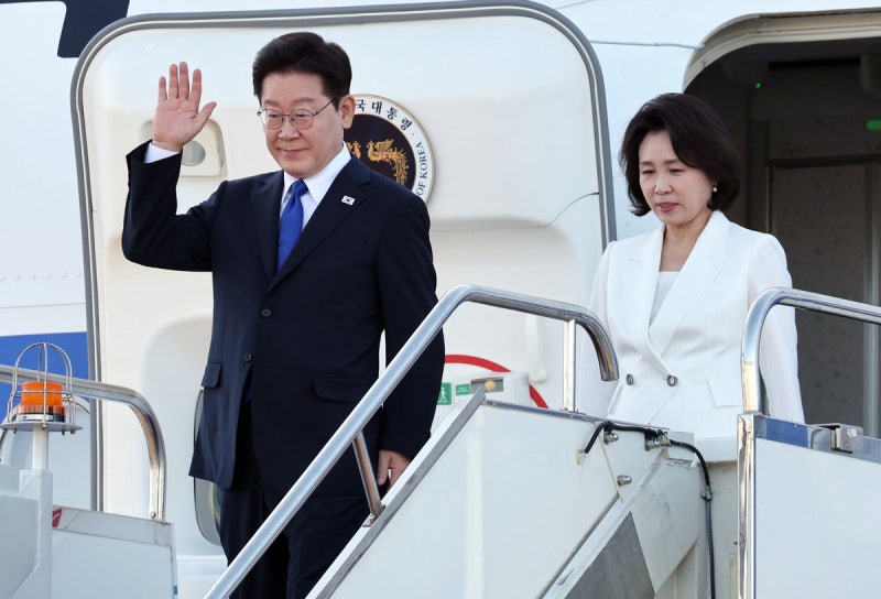 이 대통령, IMF 한국 성장률 1.9→2.6% 상향에…“주요국 중 가장 높은 수준”