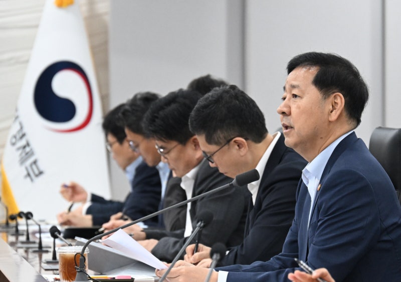 구윤철 1년, 쪼그라든 재경부…희미해진 ‘경제 컨트롤타워’