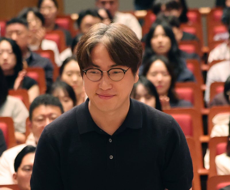 “AI가 나아가야 할 곳, 불교 철학이 방향 제시” 하정우 전 청와대 AI수석 강연