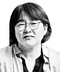 [김명희의 사회의학 클리닉]‘일 시키면 안 되는 날’은 누구의 것인가