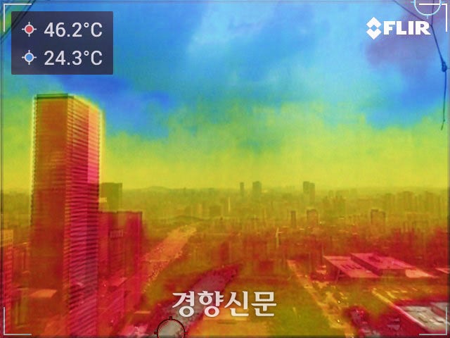 40도 ‘극한 <b>폭염</b>’ 서울로…수도권 첫 <b>폭염</b>중대경보