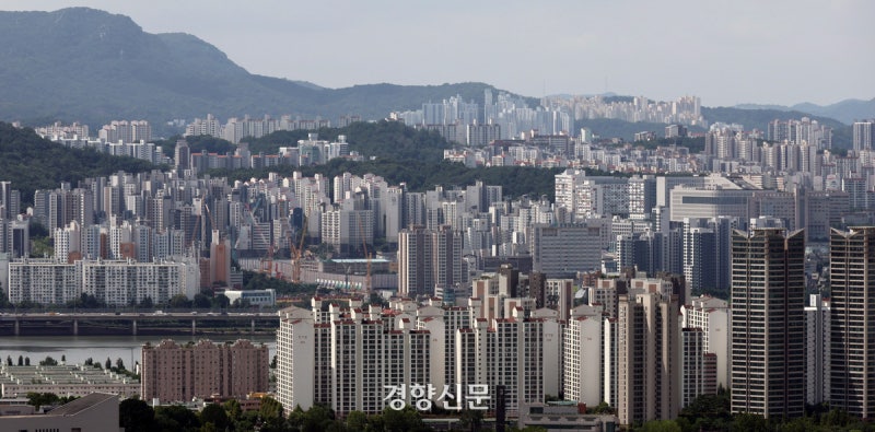 [속보]32억 이상 고가·비거주·다주택자 종부세 강화한다[2026 <b>세제</b>개편...