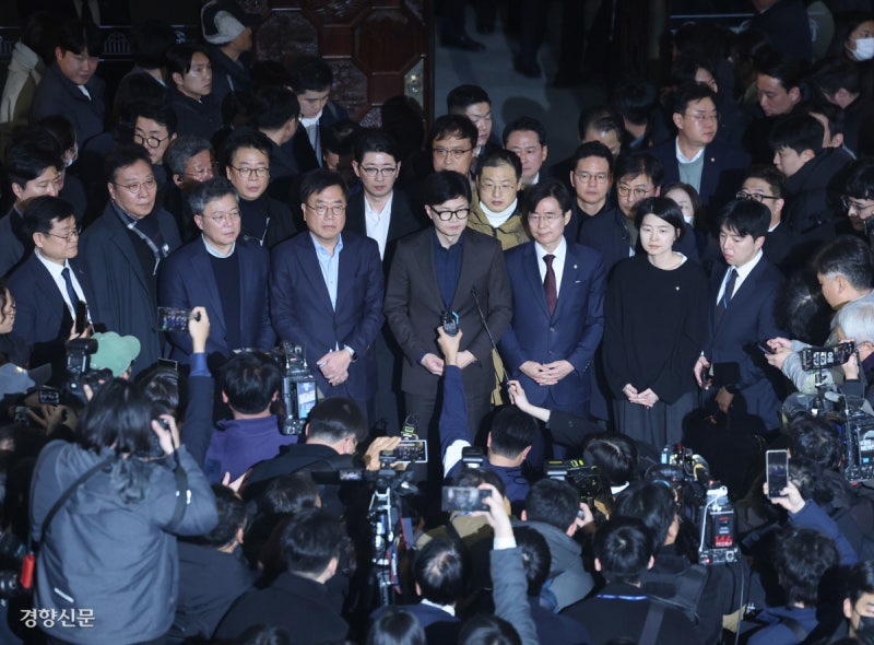 계엄 해제 당일 ‘정당화’ 논의? 종합특검, 한동훈에 출석 요구