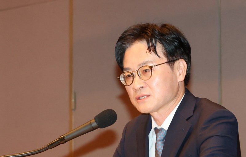 김정관 ‘장시간 노동 특구’ 피력 “일할 의지, 제도가 막아선 안 돼”