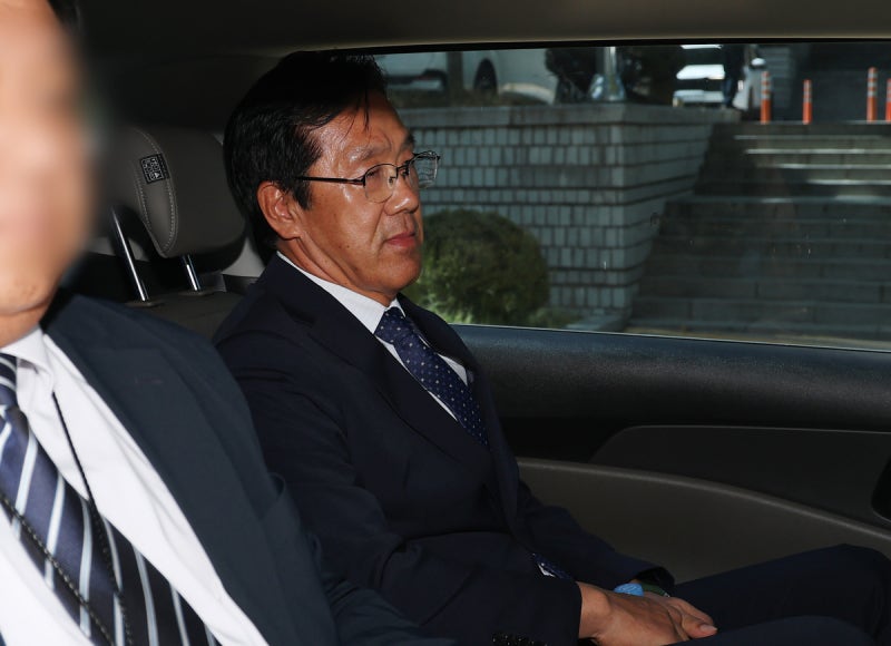 [속보]‘VIP 격노 은폐’ <b>방첩사</b>령관·방첩부대장 <b>구속영장 기각</b>···“...