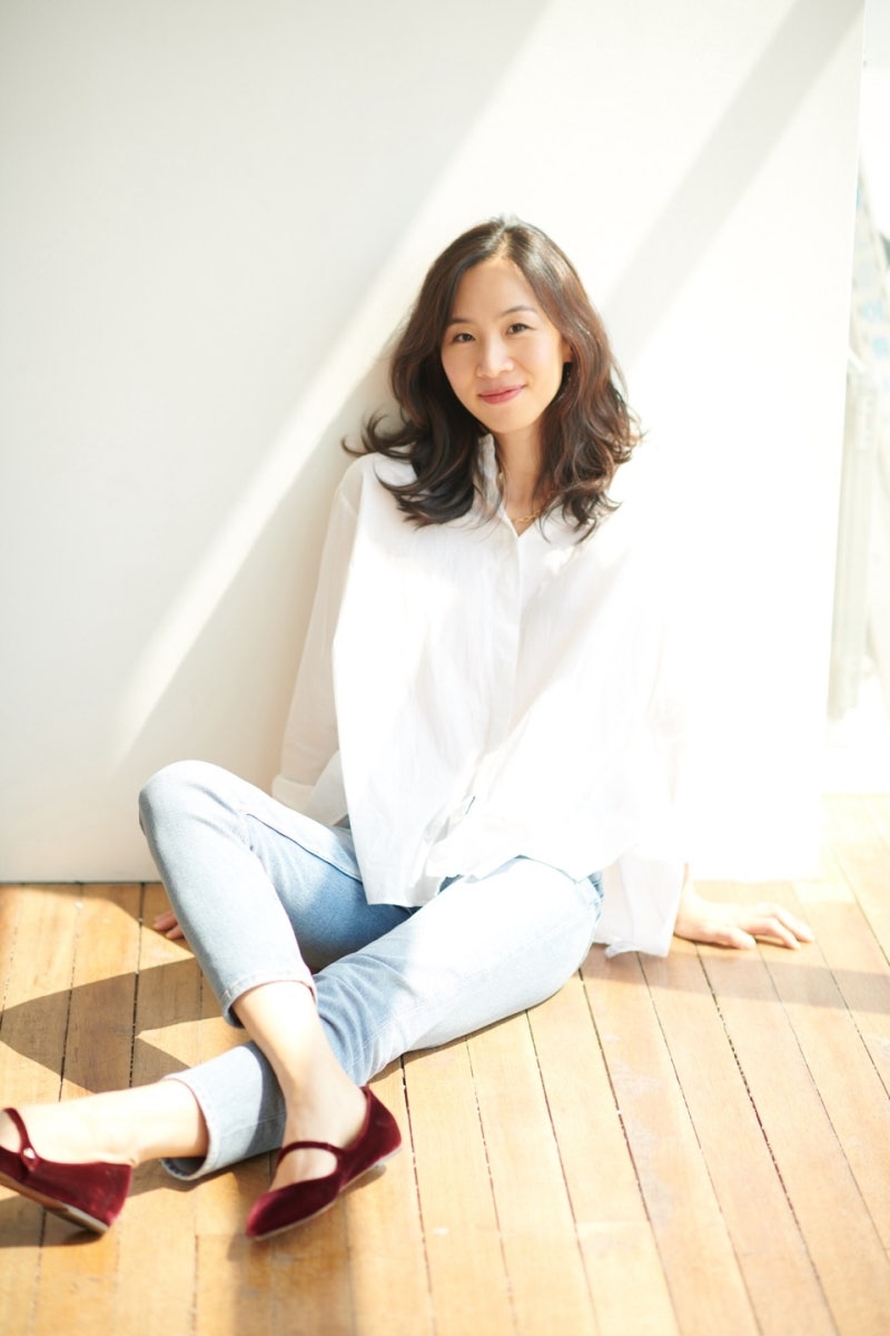 ‘서방님’ 불렀던 다재다능 이소은···가수·변호사 이어 이번엔 작가로 변신