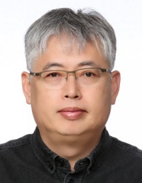 [기고]25년째 멈춘 기준, 1000만 어르신의 진료비