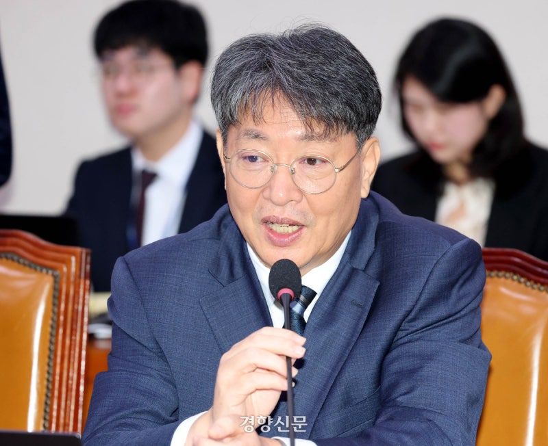 [속보]검찰, ‘차명 주식거래’ <b>이춘석</b> 의원 <b>불구속 기소</b>