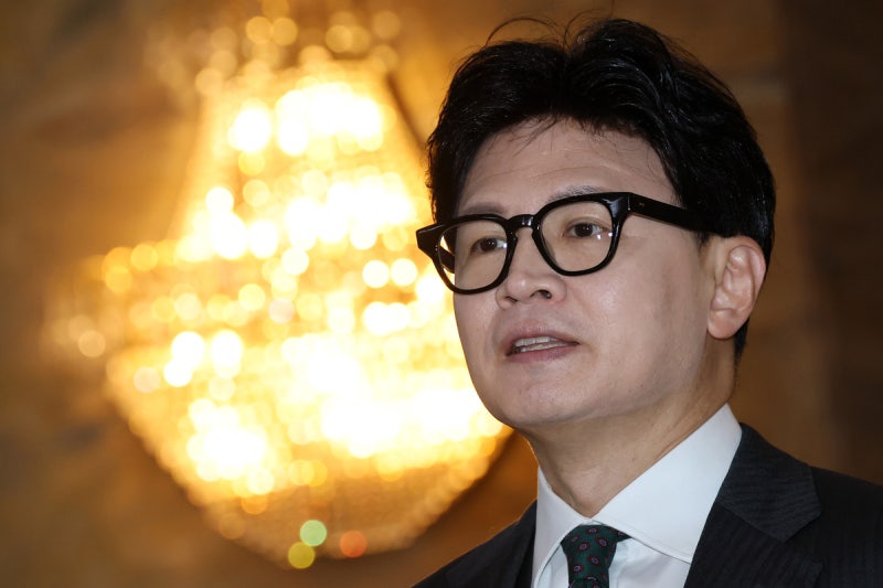 한동훈 “검찰에서 자료 안 받아”···김민석 허위사실 유포로 형사고...