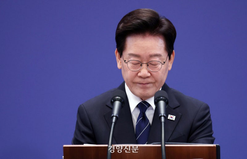 [사설] “제가 부족했다”는 이 대통령의 성찰, 국정 운영 변화로 이어...