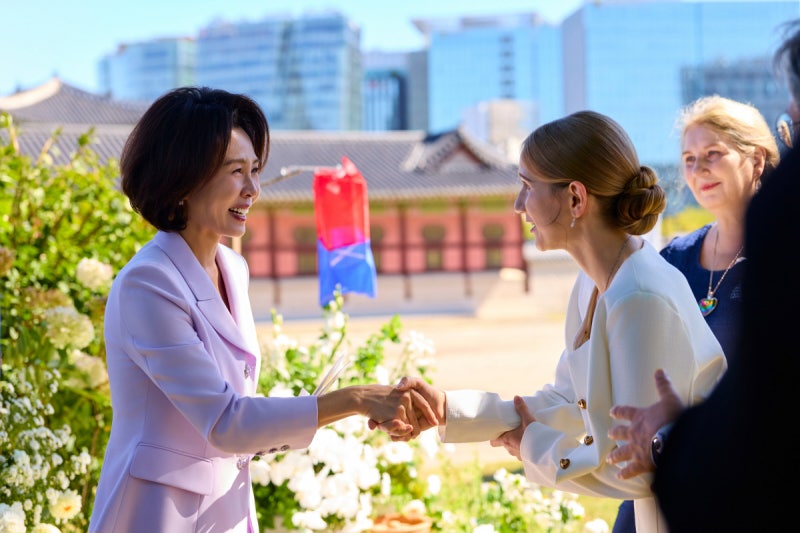고궁박물관 ‘1호 결혼식’ 찾은 김혜경 여사[포토뉴스]