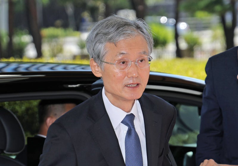 ‘제청 간섭’ 작심 발언 조희대에 민주당 지도부 “스스로 물러나야”