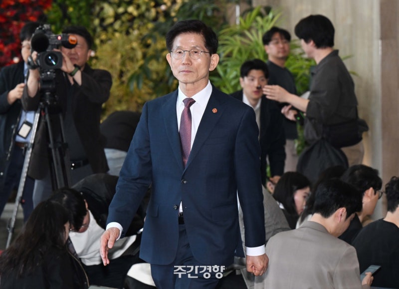 “국민께서 원한다”···<b>김문수</b>, 9일 <b>대선 출마</b> 선언