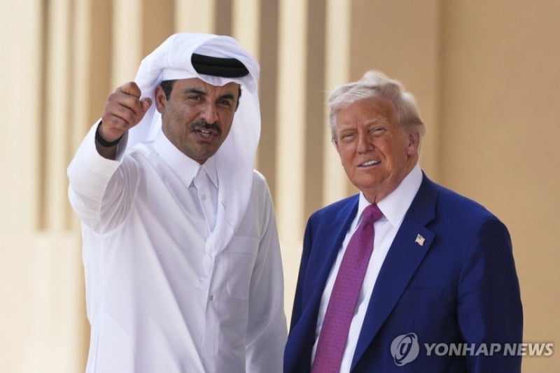 선물이라더니···CNN “<b>카타르 보잉기</b>, <b>트럼프</b> 측이 먼저 <b>요구</b>”