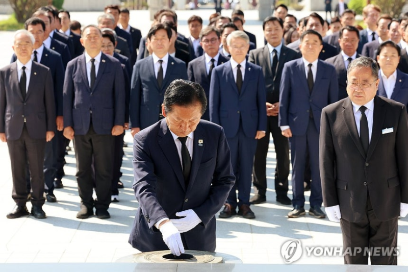 “정청래, 연임 도전시 24일 전후 사퇴 예상”···김한규 민주 정책수석부대표