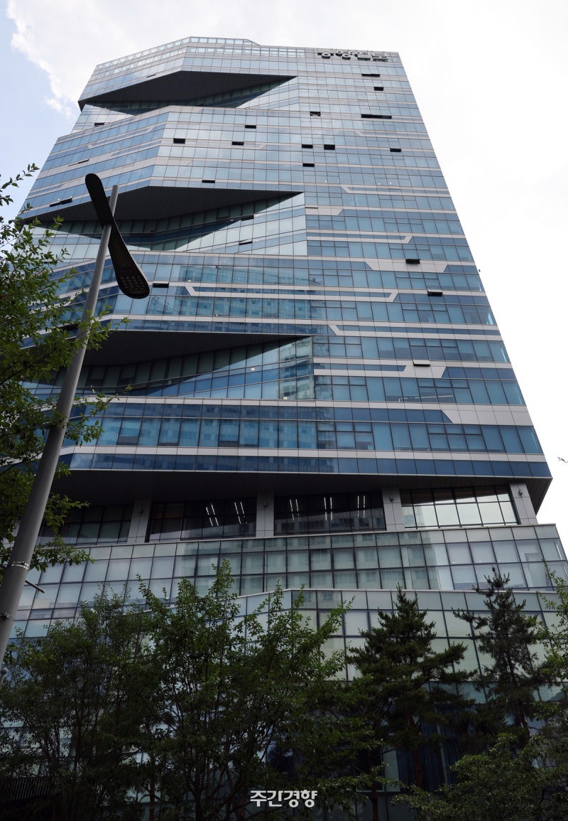 JTBC 등 임직원 법카 사용 중단···중앙그룹 자산·채권 동결