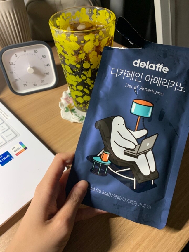 커피봇 이미지