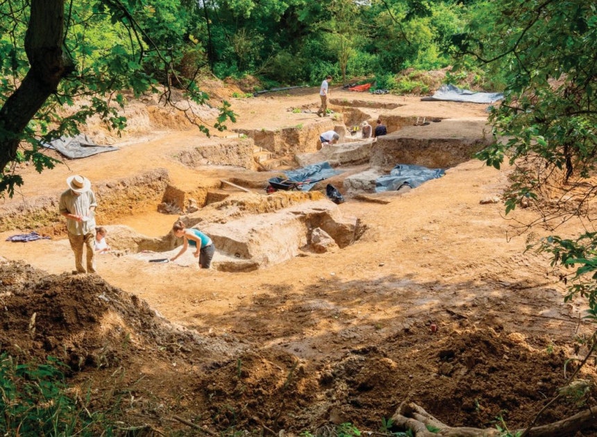 영국 연구진이 최근 학술지‘네이처’를 통해 40만 년 전 인류가 의도적으로 불을 피운 흔적을 발견했다고 발표했다.사진은 영국 바넘 유적.뉴시스