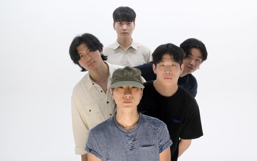 Seodo Band poses for a photo before an interview with The Korea Herald's building in Seoul, Aug. 6. (Lee Sang-sub/The Ko