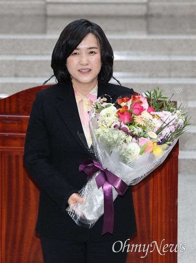 신숙희 <b>대법관</b>, '제인에어' 언급하며 "작은 목소리도 놓치지 않겠다"