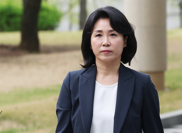 '범행 중대성' 강조한 검찰, 법카 10만 4천원 <b>김혜경</b>에 300만원 <b>구형</b>
